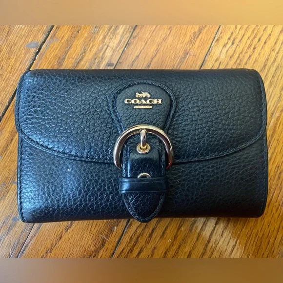 Reserved 🚫
Do not buy❌
Coach Black Wallet (Great Condition) - Picture 1 of 6